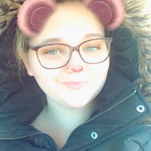 Meet your Posher, Katelyn